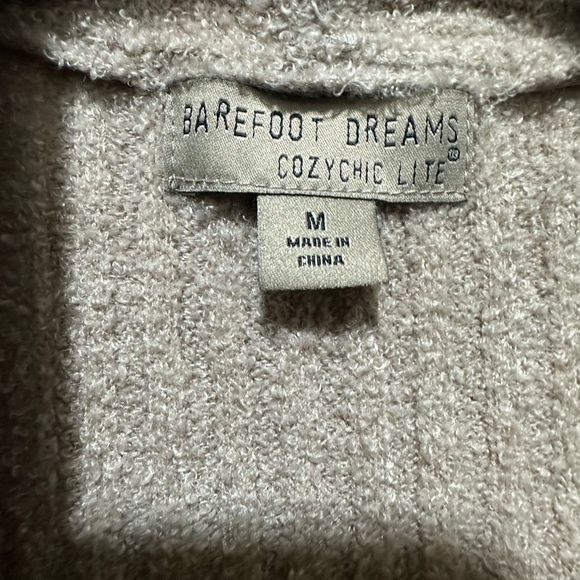 BAREFOOT DREAMS CozyChic Lite Knit Tan Nude Open Front Cardigan Sz Medium EUC - Picture 5 of 7